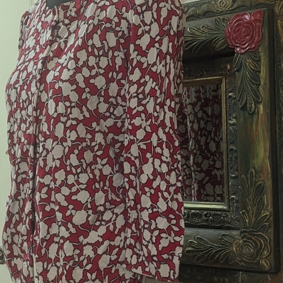 Talbot's Cardigan Red Floral Women's Size M - Picture 3 of 5